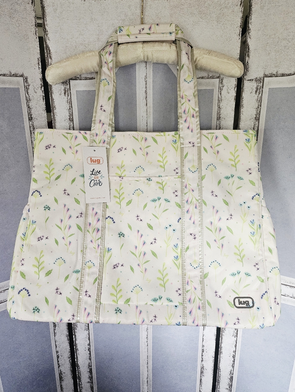 NWT Lug Rover XL Jumbo Tote In Meadow Retreat